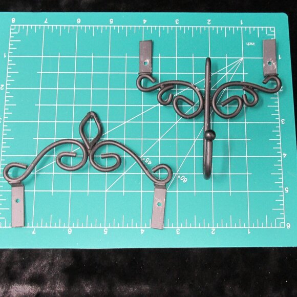 Unique Wrought Iron Plaque or Picture Frame Decoration with hook on bottom. - Picture 1 of 3